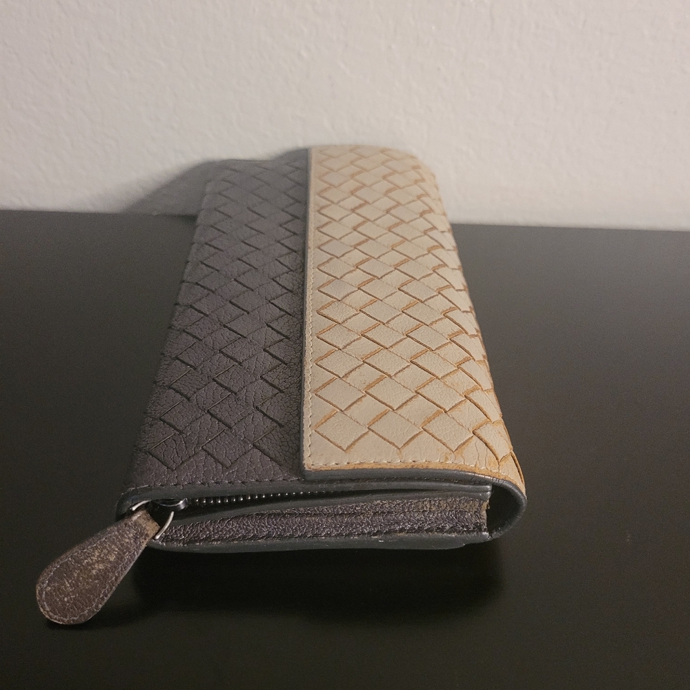 BOTTEGA VENETA  INTRECCIATO Flap Wallet - Picture 12 of 16